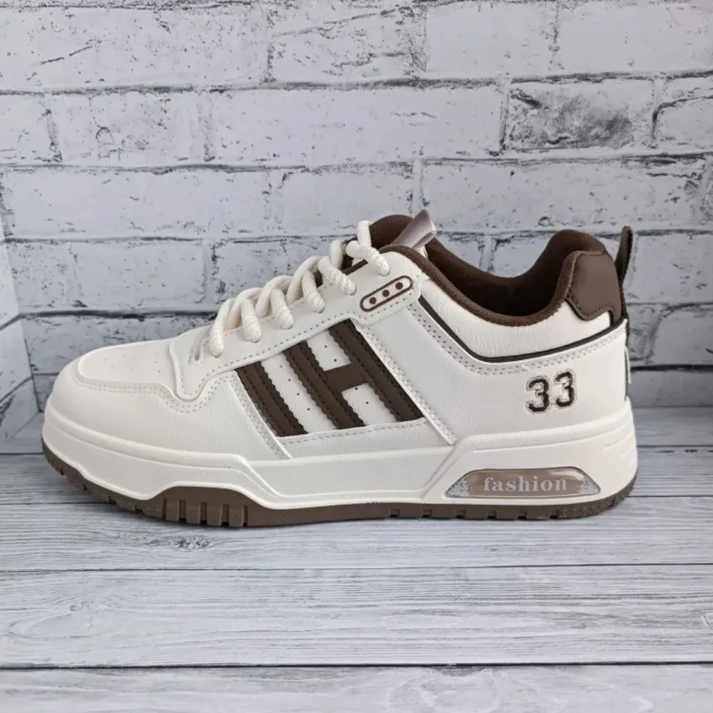 Sprint - Trendy and fashionable lace-up sneakers