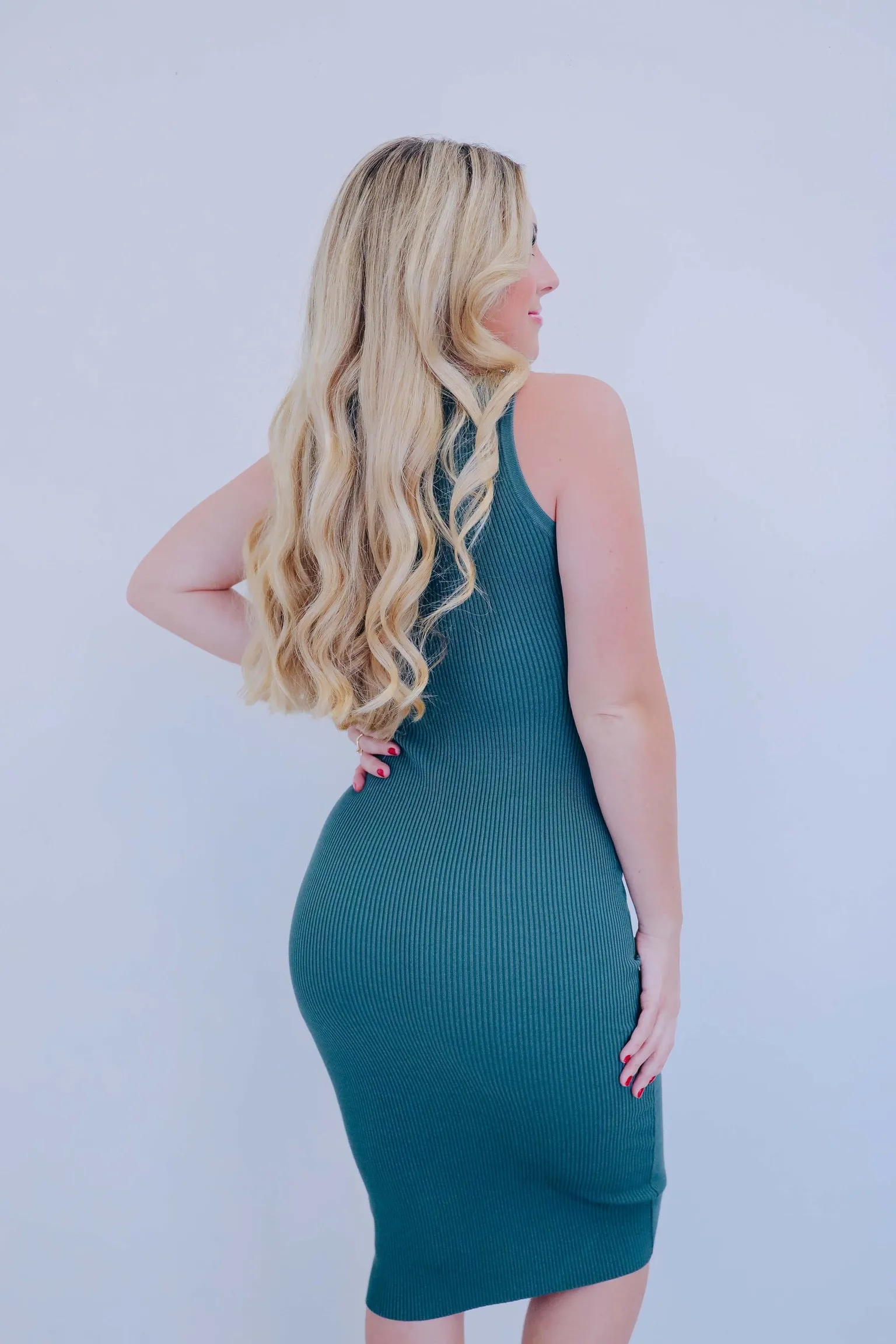 Tantalizing Body-Con Midi Dress - Dark Green