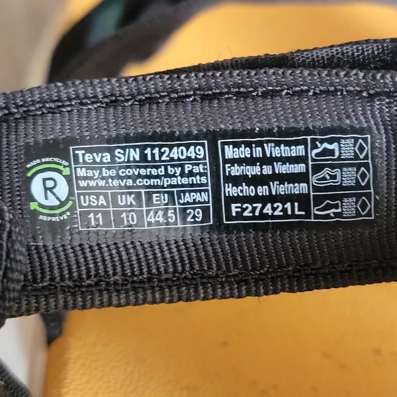 Teva  Zymic  Men's Sandal