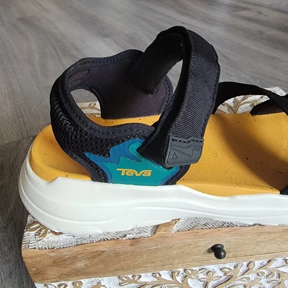 Teva  Zymic  Men's Sandal