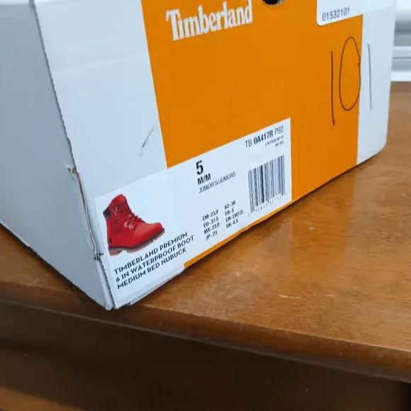 Timberland 6 inch boots kids size 5. Red