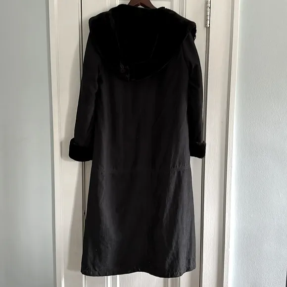 Utex Design Long Black Fur-Lined Coat with Hood