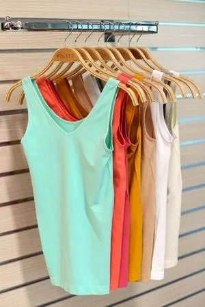 V-Neck Seamless Yoga Top - White