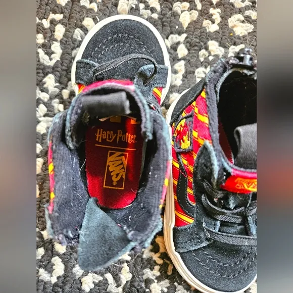 Vans Harry Potter Toddler Hightop Black and Red Sneakers size 5