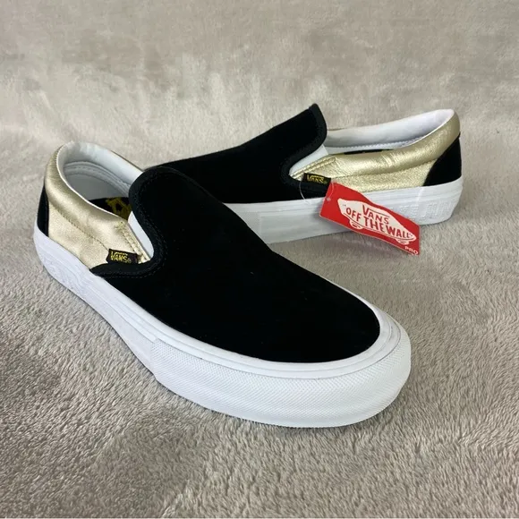 Vans X Shake Junt Mens Slip On Sneaker Skate Shoes Size 10 Black Gold Suede NEW