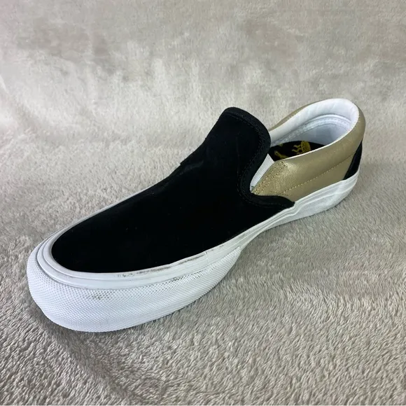 Vans X Shake Junt Mens Slip On Sneaker Skate Shoes Size 10 Black Gold Suede NEW