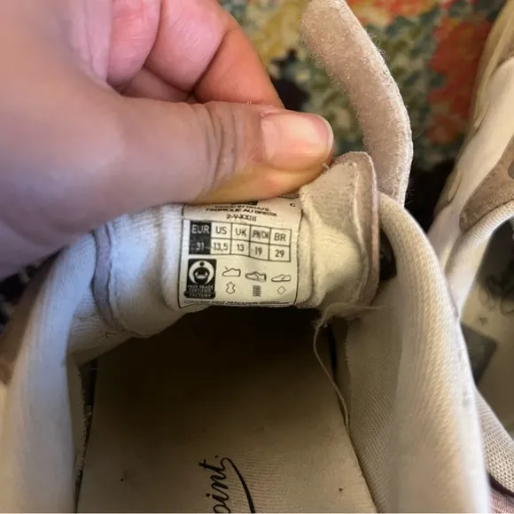 Veja V-10 LEATHER BONPOINT MULTICO BABE toddler size 13.5