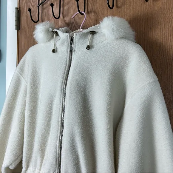 Vintage 90s Tsunami Sport White Fleece Jacket