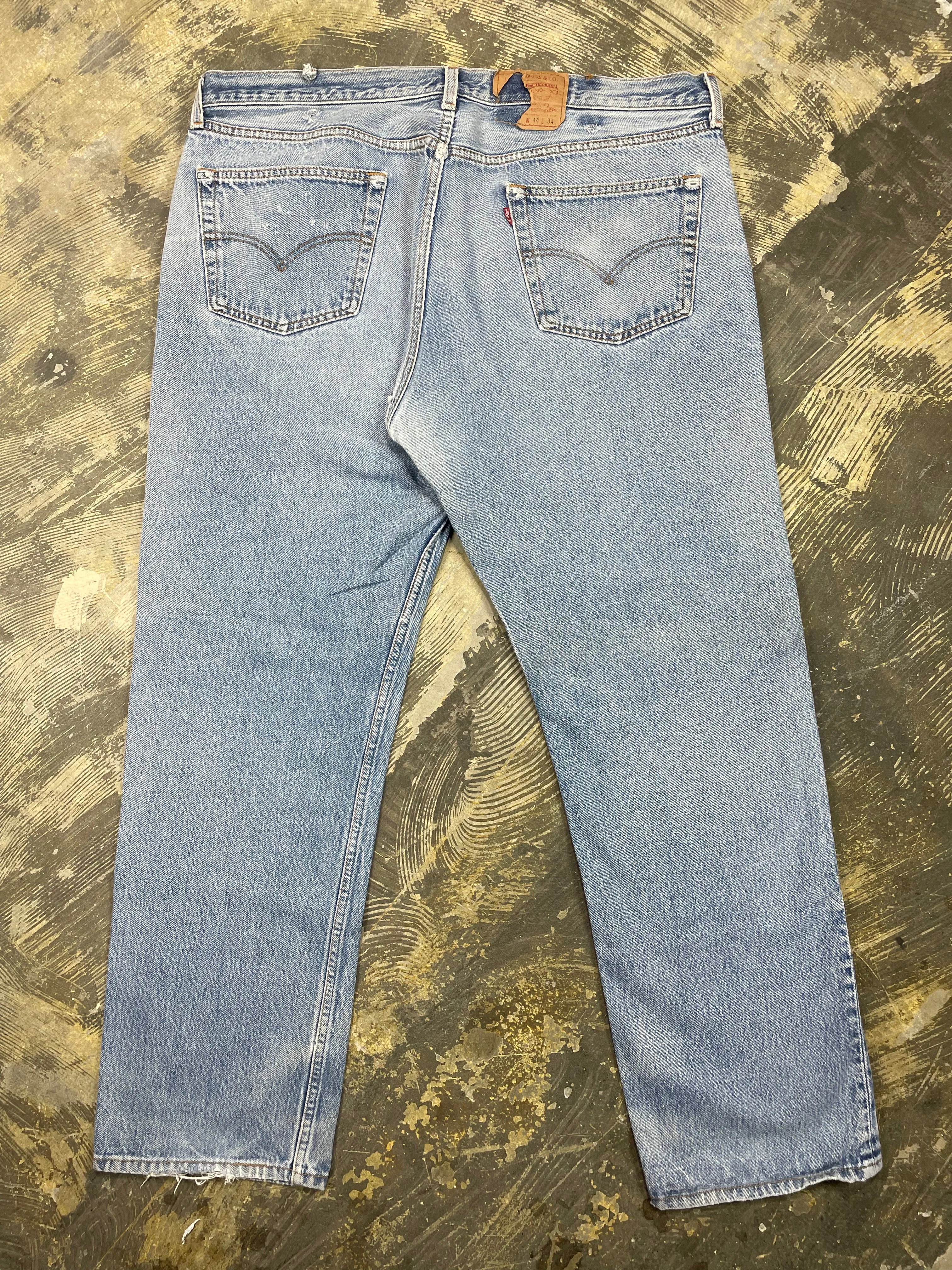 Vintage Levi 501 USA Premium Wash Denim Jeans (JYJ-0288)
