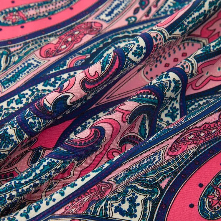 Violette Paisley Tuch