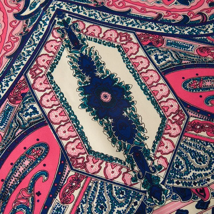 Violette Paisley Tuch