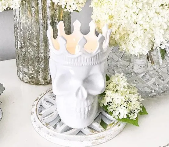 White Rose De Vents Louise Skull - Monte Cristo