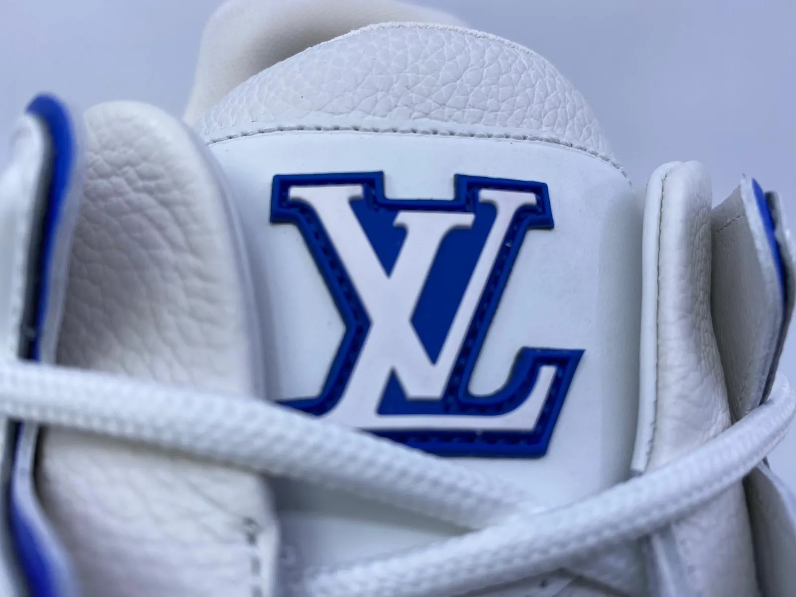 Zig Zag Sneaker
